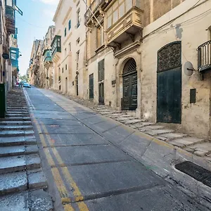 Kampnar Living Valletta